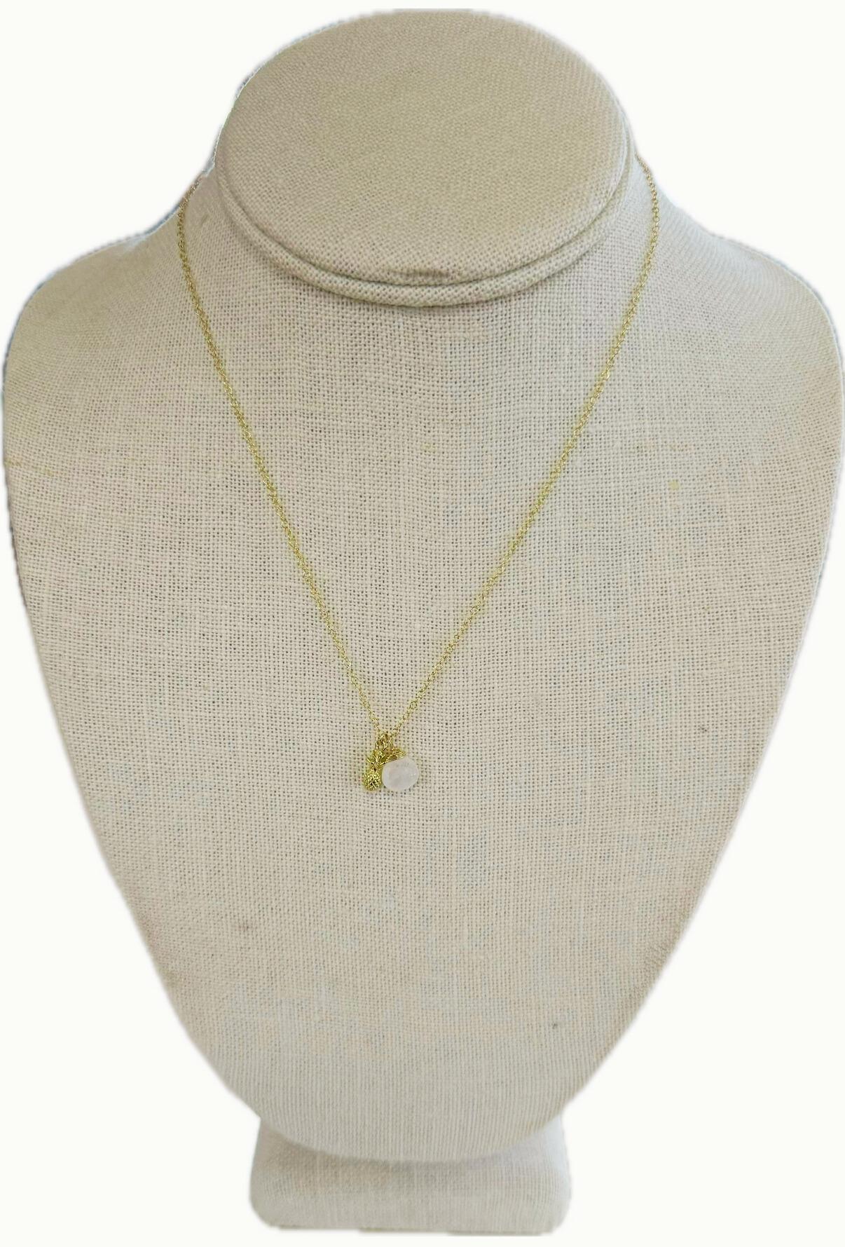 Komakai Pineapple Necklace Rainbow Moonstone