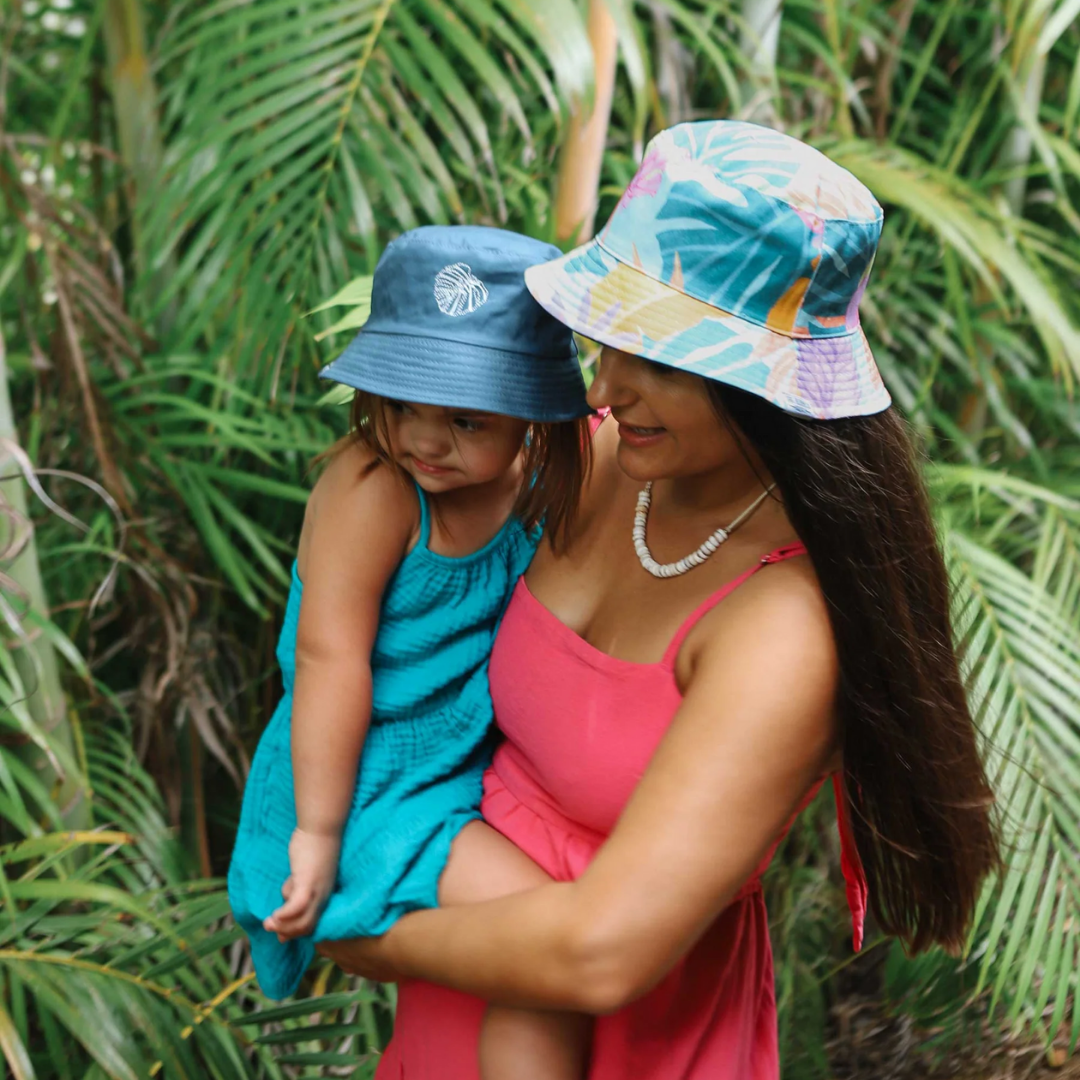 Keiki Reversible Bucket Hat